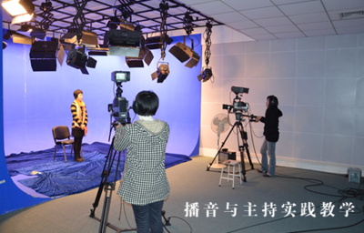 新聞與傳播學(xué)院簡(jiǎn)介